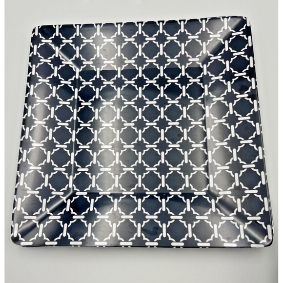 3 Sur La Table Square Blue Quatrefoil Melamine Dinner Plates + Small Snack Bowl - Picture 2 of 7